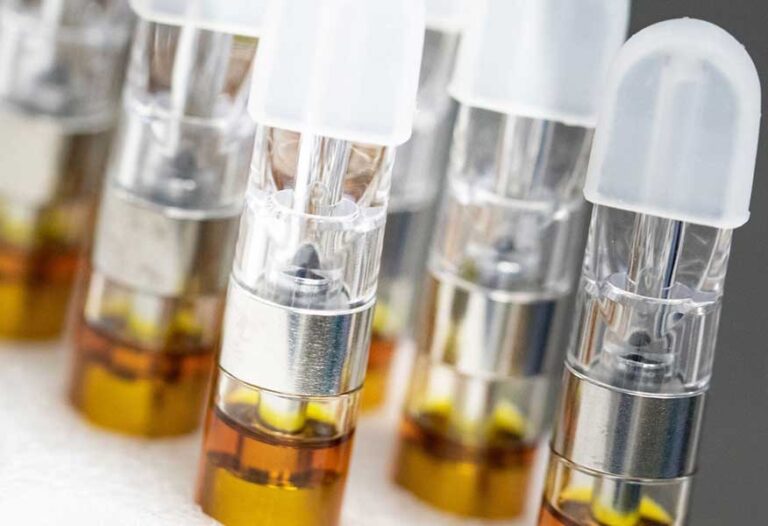 What Does An Empty Vape Cartridge Look Like? - EGreensVape - How To Tell When Disposable Vape Is Empty
